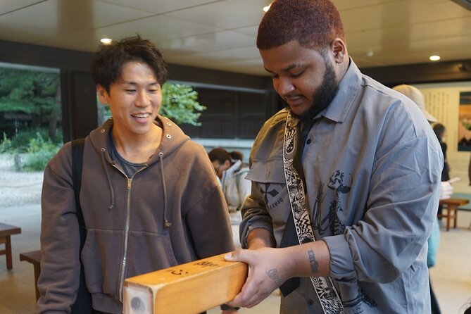 Special Access Meiji Jinguu Tour With English Fluent Guide - Exploring the Meiji Jinguu Shrine