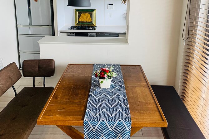 Tokyo Onigiri & Tonjiru Leaning Experience+ Grocery Store Tour - Exploring the Neighborhood Grocery Store