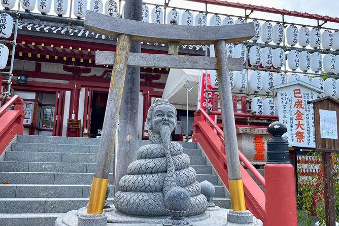 Tokyo: Shogun History Tour Visiting 3 Significant Shrines - Discovering the Kanda Myojin Shrine