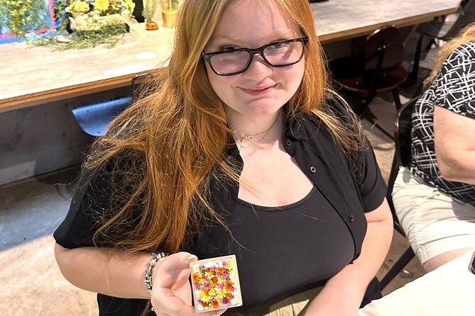 Experience Crafting a Flower-Adorned Miniature Japanese Garden - Preparing for the Experience