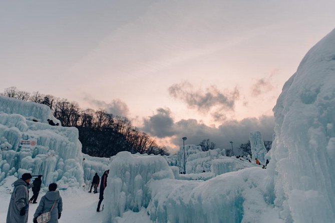 Explore Shikotsu Ice Festival (Day Tour)
