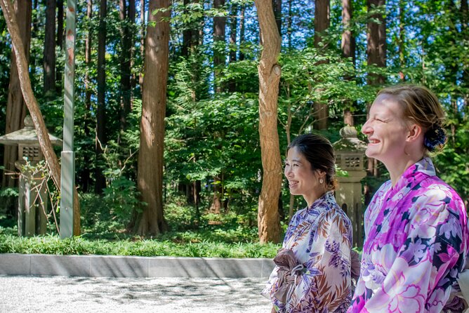 Hokkaido Jingu Shrine Private Walking Tour in Luxury Kimono - Good To Know