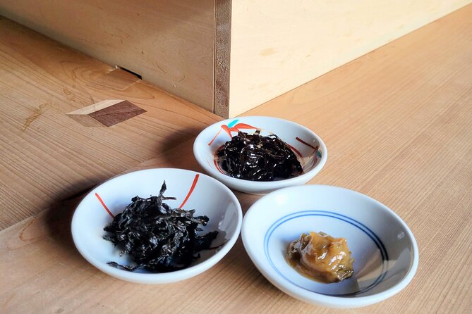 Kamakura Small Group Onigiri Making and Sake Tasting in Sake Bar - Good To Know