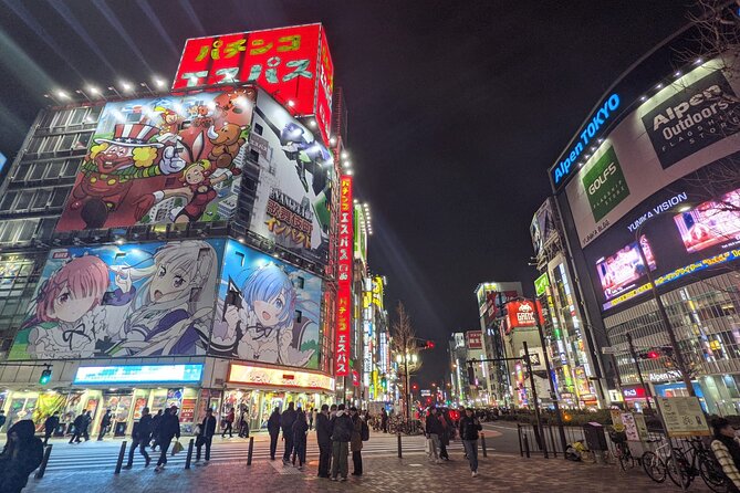 Private Shinjuku Walking Tour: Explore Tokyo's Iconic District - Good To Know