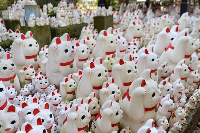Private Tour - Thousands of Lucky Cats! Go by Tram, Gotokuji Tour - Good To Know