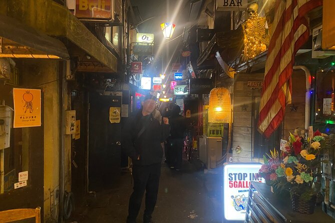 [Private]Shinjuku Night Walk & Golden Gai Bar Hopping Tour - Tour Overview