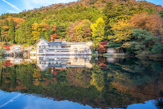 Yufuin Kinrin Lake Sea Hell Hot Springs Kyushu Zoo From Fukuoka - Good To Know