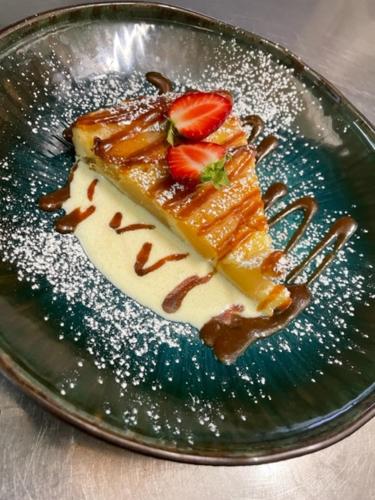 2-Room Accommodation at Le Relais Normand - Property Overview