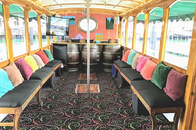 90 Minute Daytime Tour Aboard Wine Therapy
