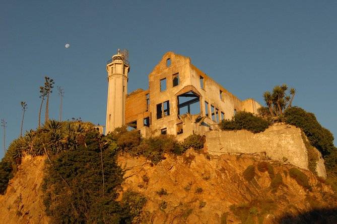 Alcatraz Tour & San Francisco Hidden Gems E-Bike Tour