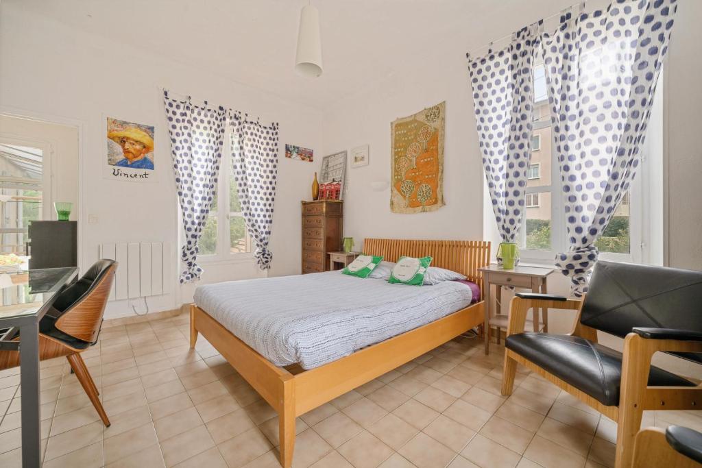 Alexandra Apartments - Property Overview