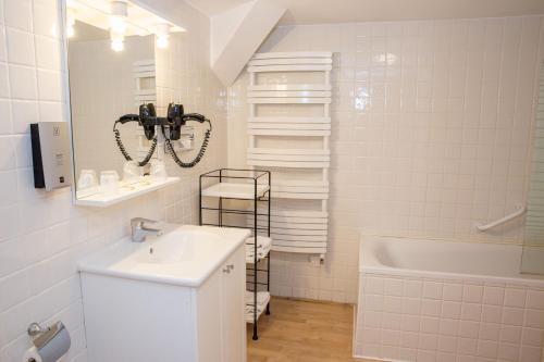 Appart Hotel Charles Sander - Location and Accessibility