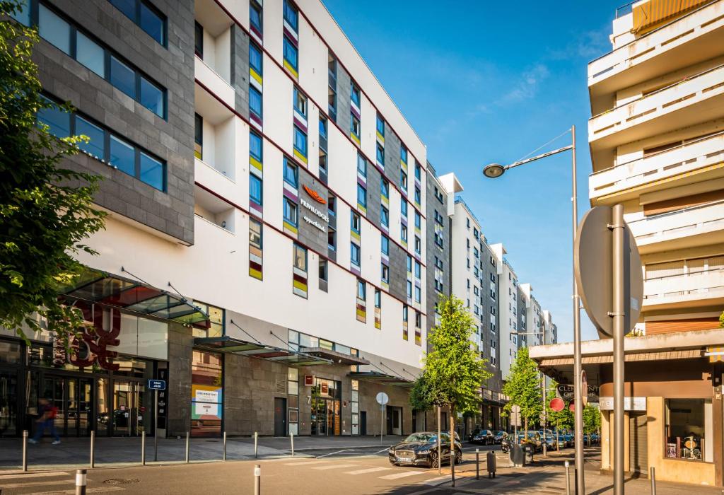 Apparthotel Privilodges Carré De Jaude - Overview and Location