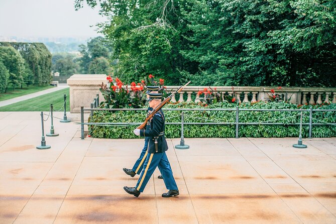 Arlington Cemetery Walk With Tomb Unknown Soldier & JFK Gravesite