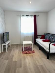 AT THE CLOVER SLEEPS - Property Overview