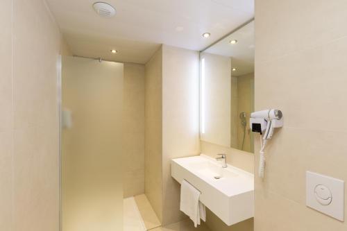 B&B HOTEL Longwy Porte Du Luxembourg - Hotel Overview