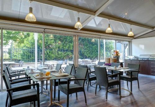 B&B HOTEL Montbéliard-Sochaux - Hotel Overview