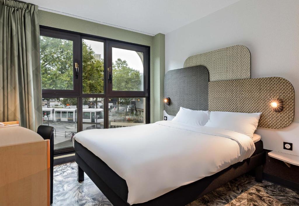 B&B HOTEL Rouen Centre Rive Gauche - Hotel Overview and Location