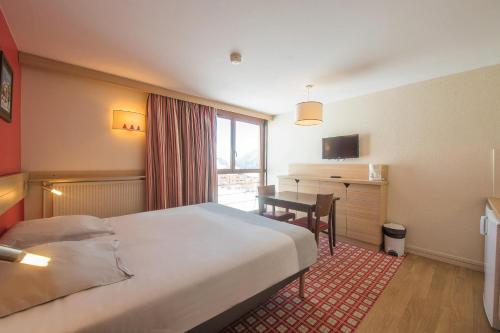 Belambra Clubs Orcières 1850 - The White Rock - Overview of Belambra Clubs Orcières 1850