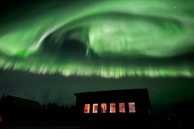 Best Alaskan Cabin Aurora Viewing With Photography @Aurora Camp