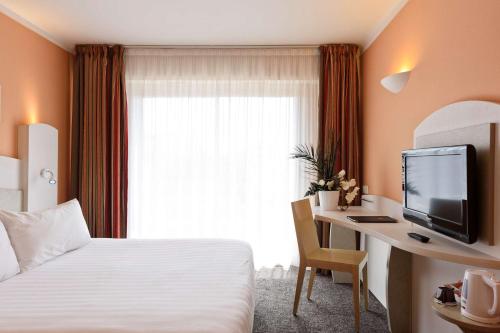 Best Western Astoria - Hotel Overview and Location