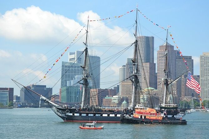 Boston Historic Sightseeing Harbor Cruise With Up-Close View of USS Constitution