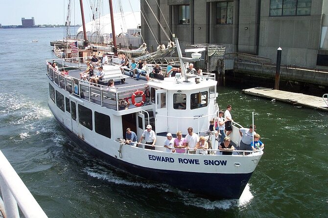 Boston Historic Taverns With Tastings & Ferry Ride Walking Tour