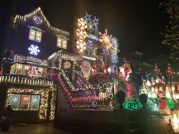 Brooklyn Dyker Heights Christmas Wonderland Bus Tour