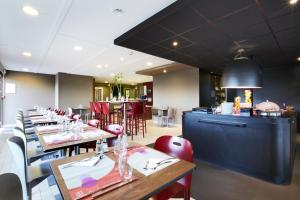 Campanile Dijon East - Saint Apollinaire - Hotel Overview