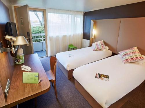 Campanile Dijon North - Toison Dor - Hotel Overview and Location
