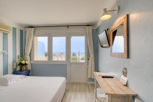 Cap Nègre Hotel - Hotel Overview and Location