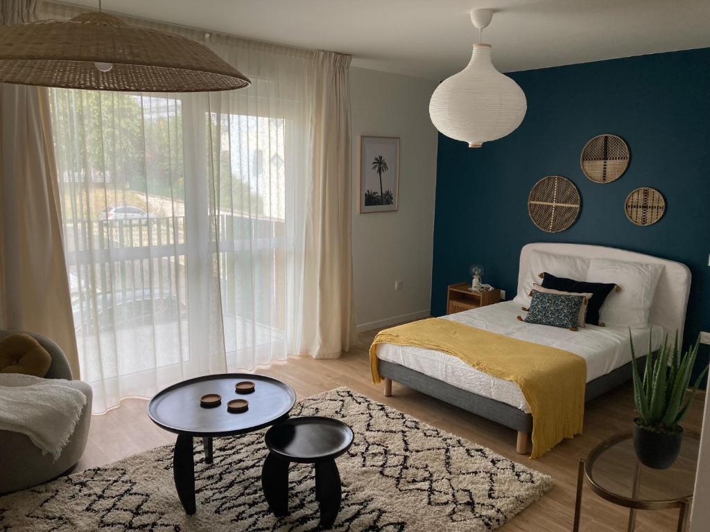 CAZAM VERNON-GIVERNY - Property Overview