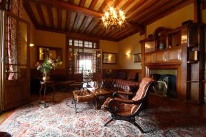 Château De La Râpée Hotel Restaurant - Hotel Overview