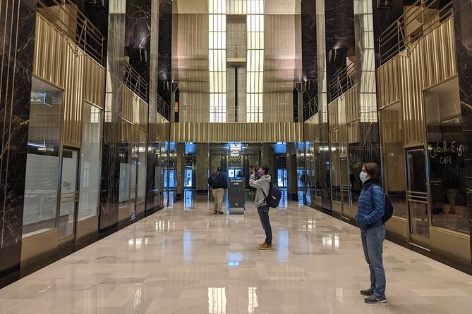 Chicago Architecture Walking Tour: Incredible Art Deco Interiors