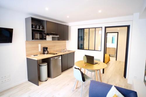 City Affaire, Free Breakfast Offered in the City Center - Overview of City Affaire