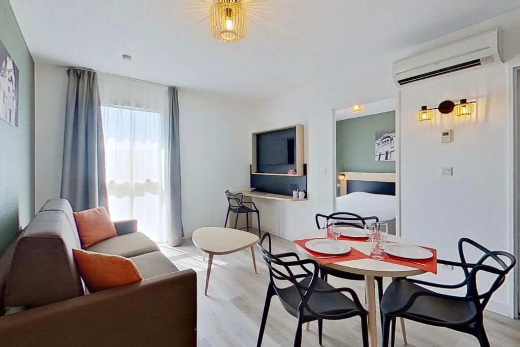 City Residence Tours - Property Overview