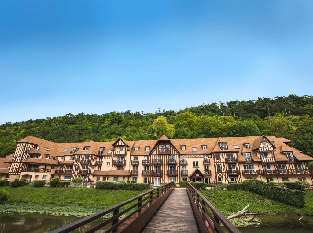 Club Wyndham Normandy - Property Overview
