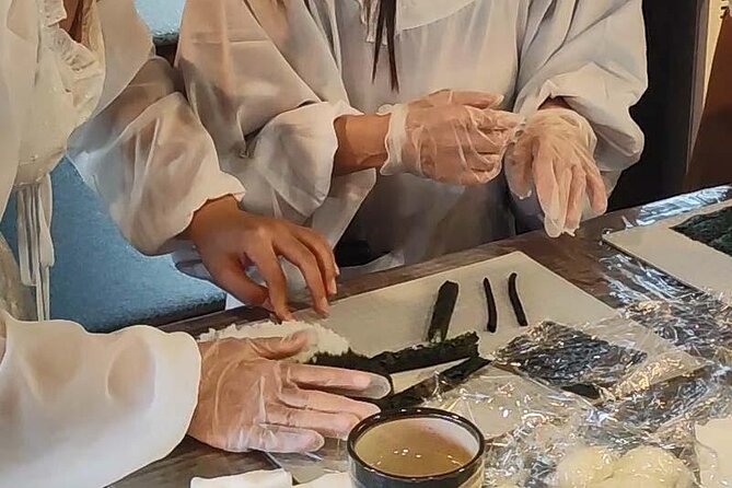 Decorated Sushi Making Experience in Kyoto