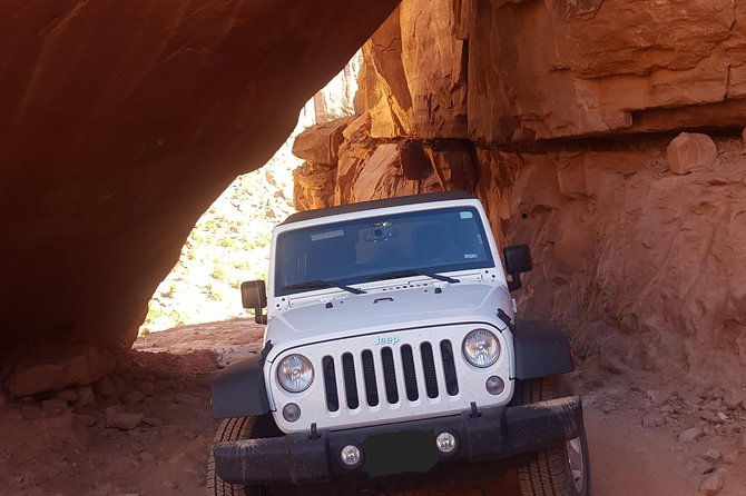 Do It Like a Local! Drive a Canyon in the Comfort of Your Personal SUV!