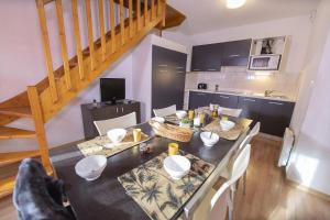 Duplex Apartment 3 Rooms 8 People MAE-1031 - Property Details and Amenities