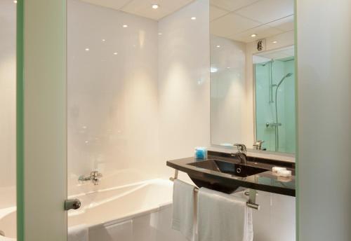 Escale Oceania Aix-en-Provence - Hotel Overview