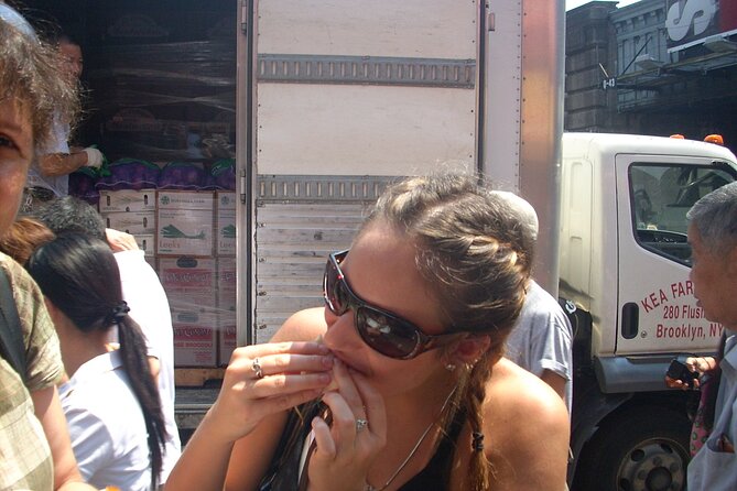 Food On Foot Tours Midtown MIx Guided NYC Tour With Food- Choose What You Like