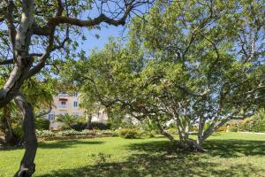 Grand Hotel Des Lecques; BW Signature Collection - Hotel Overview