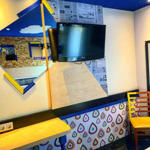 Greet Hotel Marseille Provence Airport - Location and Accessibility