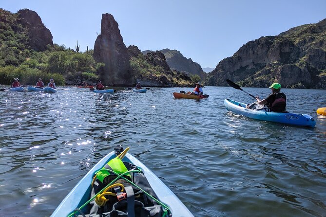 Guided 2.5 Hours Kayaking & Paddle Boarding on Saguaro Lake
