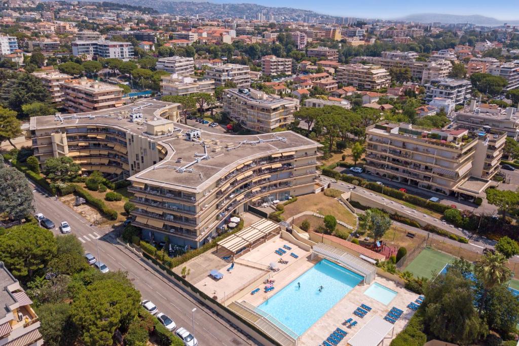 Héliotel Marine Residence - Property Overview