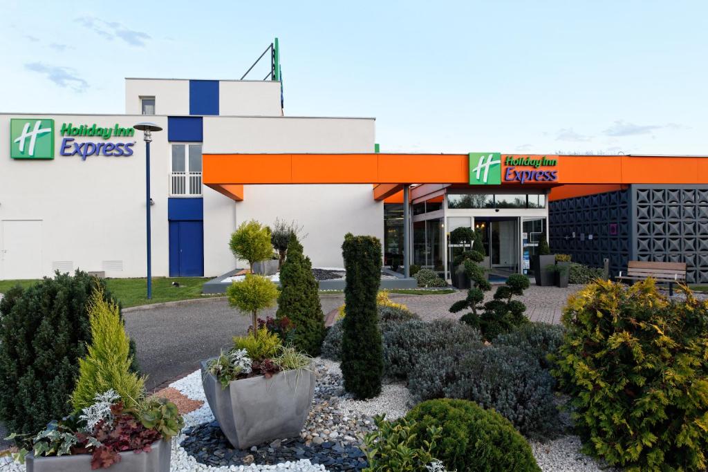 Holiday Inn Express Strasbourg - Sud by IHG - Location and Accessibility