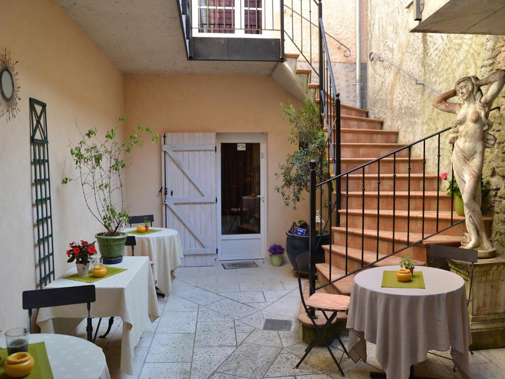 Hostellerie De La Poste - Hotel Overview