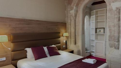 Hostellerie of the Château De Bricquebec - Unique Historical Setting