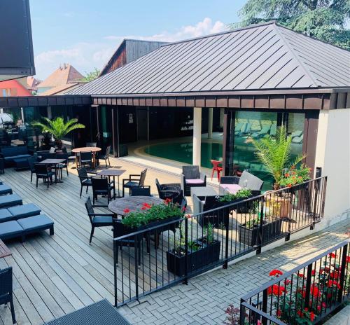 Hotel At The Stork's Nest - Accommodations and Room Options